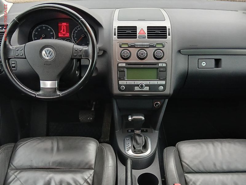 Volkswagen Touran (2007) 1.4 TSi, Highline, DSG - fotka 8 z 19