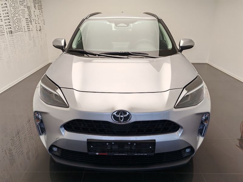 Toyota Yaris Cross 1.5 AT Hybrid Comfort - fotka 2 z 31
