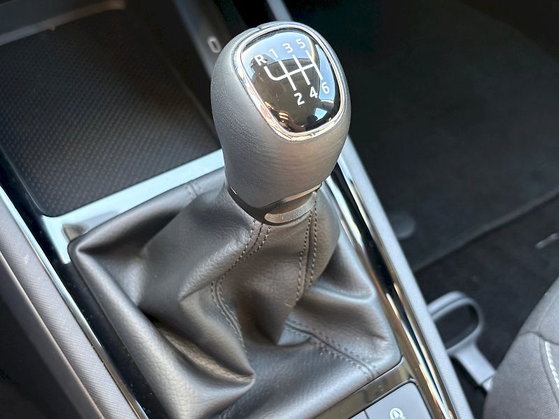 Škoda Scala (2025) 1.0 TSI / 85 kW / SELECTION - fotka 27 z 28