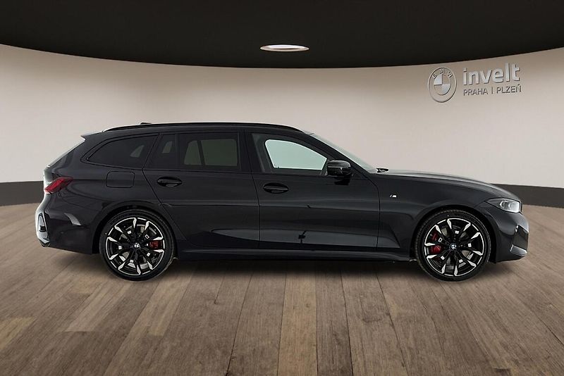 BMW Řada 3 řady 3 | 330d xDrive - fotka 2 z 28