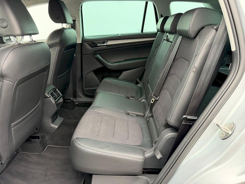 Škoda Kodiaq (2023) 2.0 TDI 110kW DSG 7 míst Style - fotka 22 z 35
