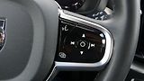 Volvo XC60 B4 mHEV AWD Plus Dark - náhled 12