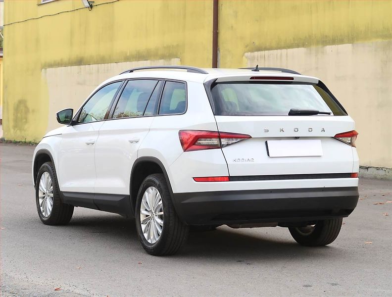 Škoda Kodiaq (2020) 2.0 TDI, digi klima - fotka 4 z 26