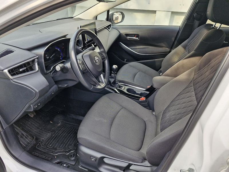 Toyota Corolla  Comfort 1,5 (92 kW) MAN - fotka 9 z 9