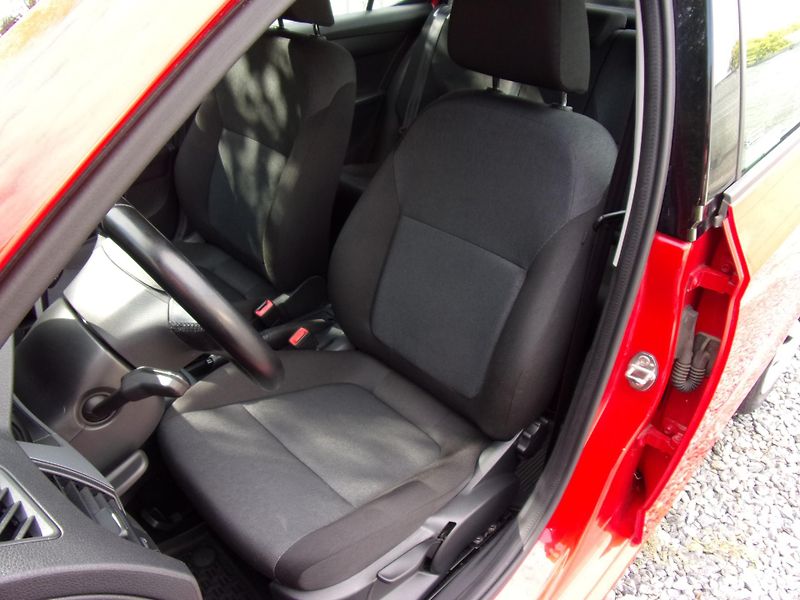 Škoda Fabia (2018) 1.0TSi 70kW CHZ KLIMATIZACE ČR - fotka 13 z 20