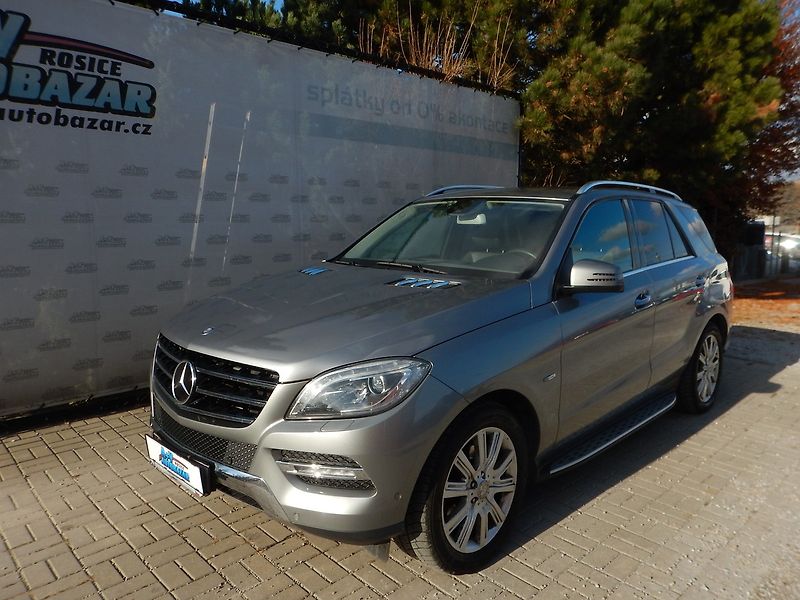 Mercedes-Benz Třídy M ML 350 BLUETEC 4MATIC - fotka 2 z 17