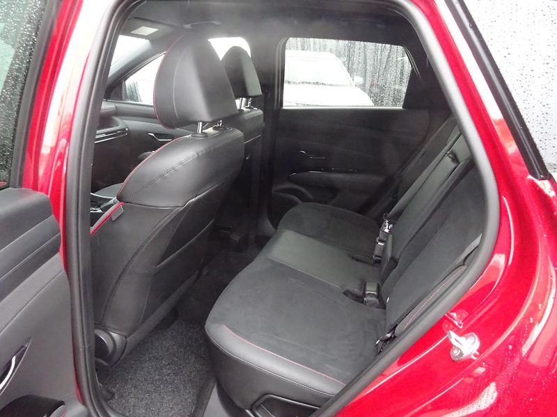 Hyundai Tucson 1.6 T-GDI DCT 118kW N-Line - fotka 11 z 21