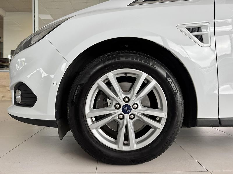 Ford S-MAX 2,0TDCi EB*140kW*AT8*REZERVACE - fotka 34 z 35