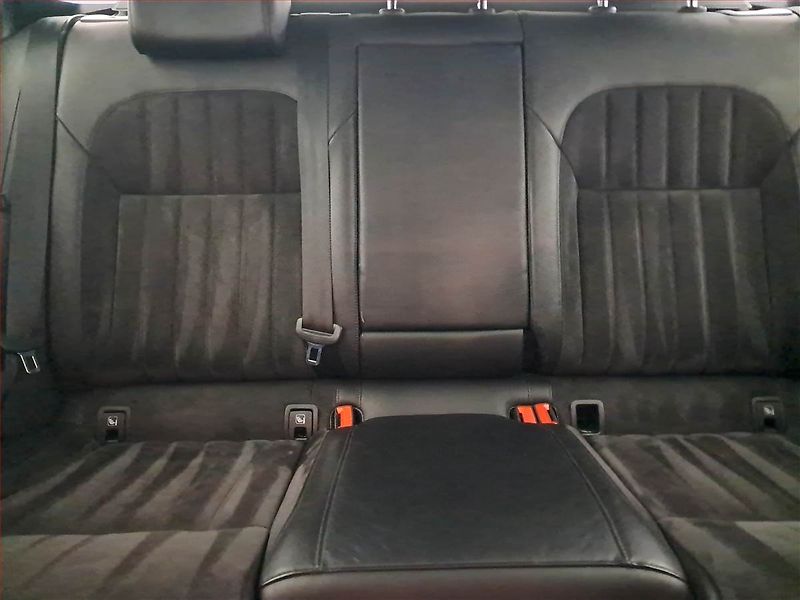 Škoda Superb (2018) 2.0 TDI, Kůže, Navi, Bi-Xenony - fotka 10 z 19