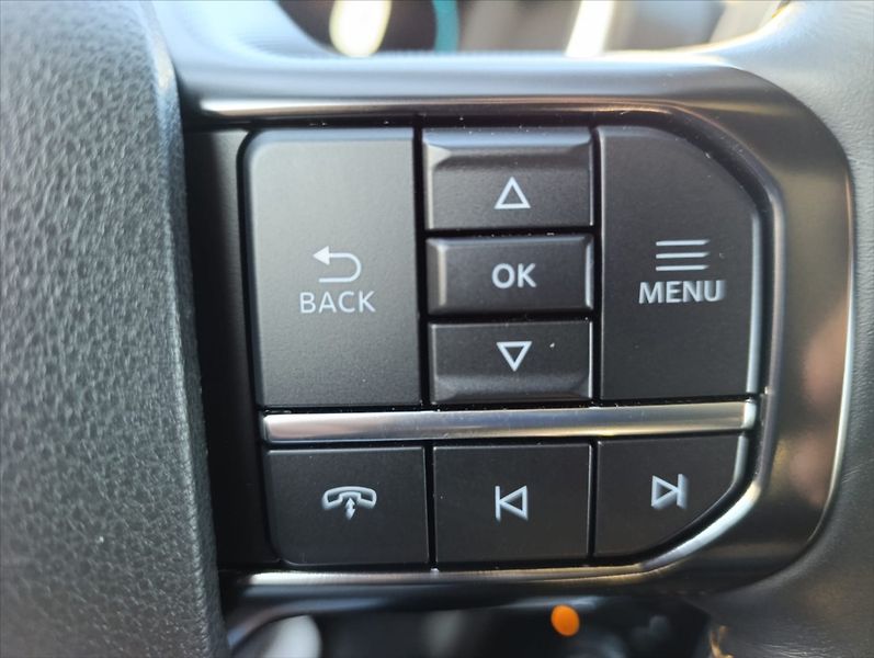 Ford F-150 3,5 Platinum Hybrid 360 kamera - fotka 33 z 43