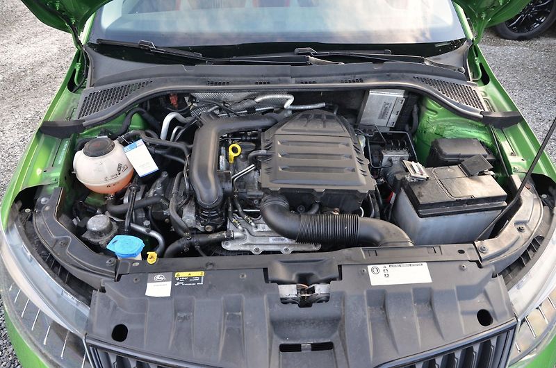 Škoda Fabia (2018) Monte Carlo 1.0 TSi PANORAMA - fotka 31 z 37