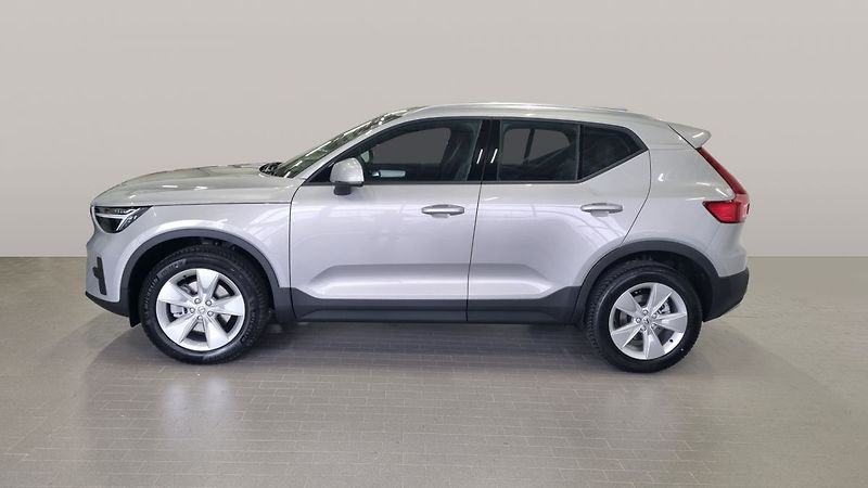 Volvo XC40 (2026) B3 2.0L 163 HP AT7 FWD CORE - fotka 5 z 17