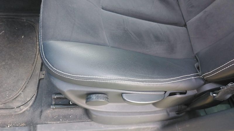 Renault Espace (2015) - fotka 19 z 23