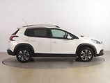 Peugeot 2008 (2017) Style 1.2 PureTech, Automat - náhled 6