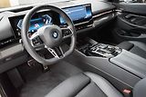 BMW Řada 5 540d xDrive ///M*HK*ČR*ZÁRUKA - náhled 21