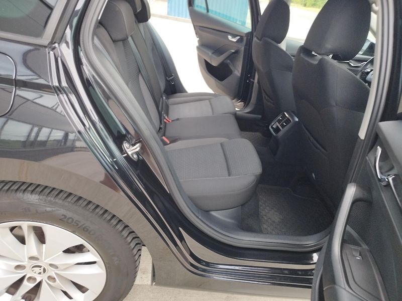 Škoda Octavia (2021) IV,1.0TSI,volat-608 081 843 - fotka 16 z 22