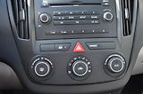 Kia Ceed 1.4i 66kW 5dv. - náhled 13
