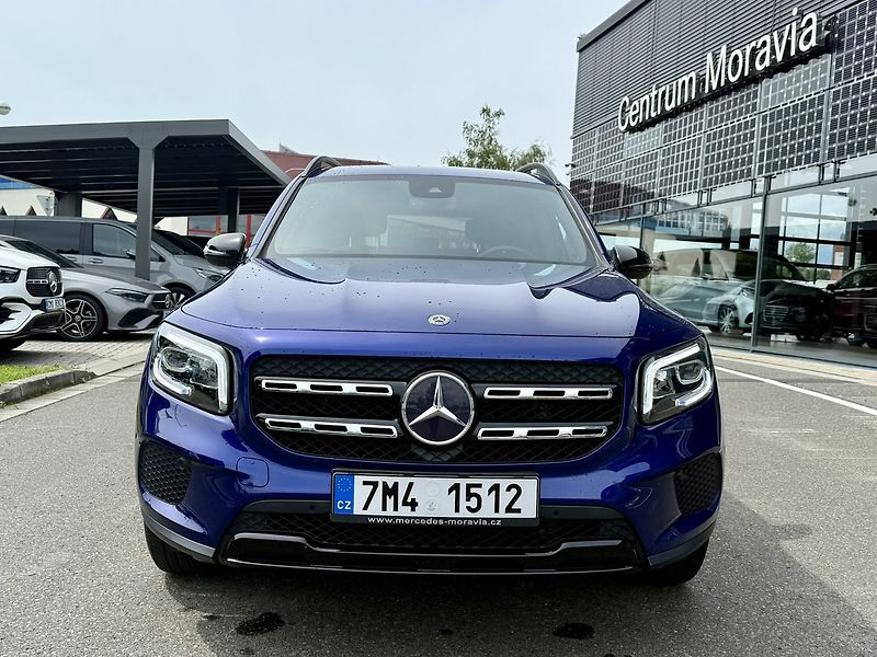 Mercedes-Benz GLB (2020) 200 - fotka 2 z 43