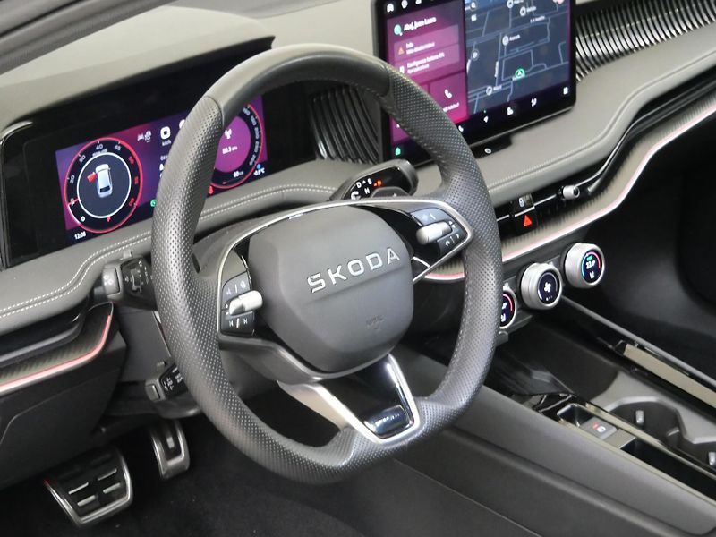 Škoda Superb - fotka 14 z 30