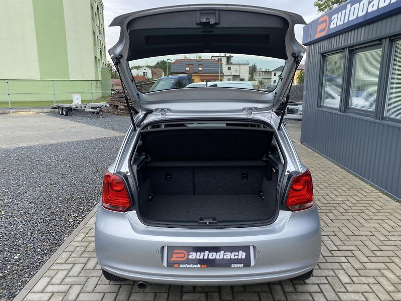 Volkswagen Polo 1.4 MPI 63kW - 1xMAJ.- PDC - fotka 27 z 37