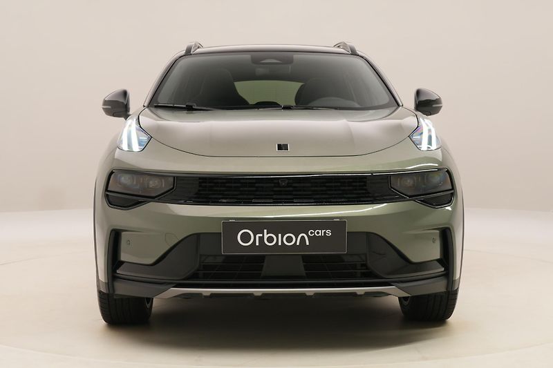 Lynk & Co 01 MORE PHEV AUT CZ 1.maj - fotka 14 z 95
