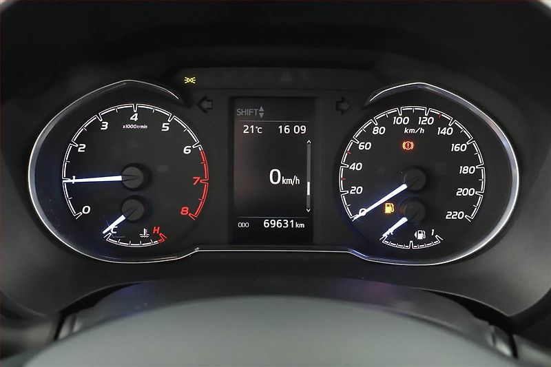 Toyota Yaris (2018) 1.5 Dual VVT-i, ČR,1.maj - fotka 9 z 18