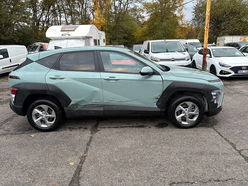Hyundai Kona 1,0 T-GDI MT COMFORT CLUB ČR - fotka 3 z 24