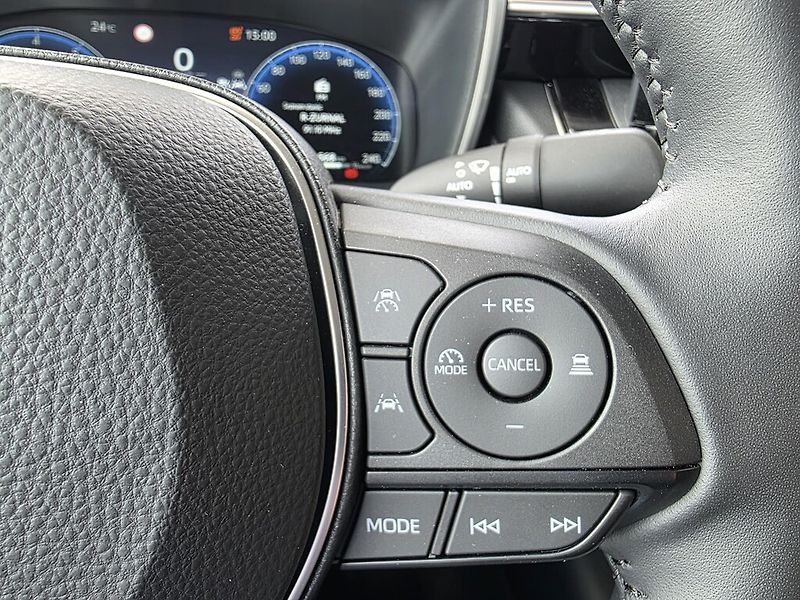 Toyota Corolla 1,5i / 92 kW Comfort Tech - fotka 18 z 25