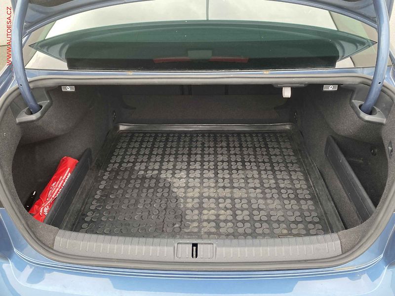 Volkswagen Passat (2015) 1.4TSi, Comfortline - fotka 7 z 17