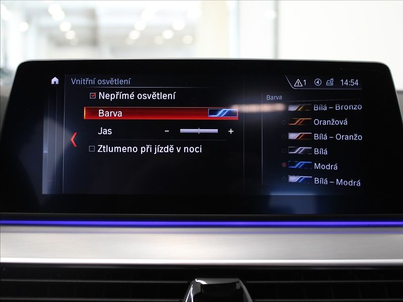 BMW Řada 5 530xD M-Paket Paměť TAŽNÉ   3, - fotka 16 z 36