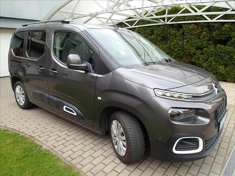 Citroën Berlingo 1,5 ČR, TAŽNÉ - fotka 8 z 45