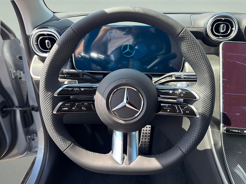 Mercedes-Benz GLC (2026) 300 de 4MATIC kupé - fotka 8 z 9
