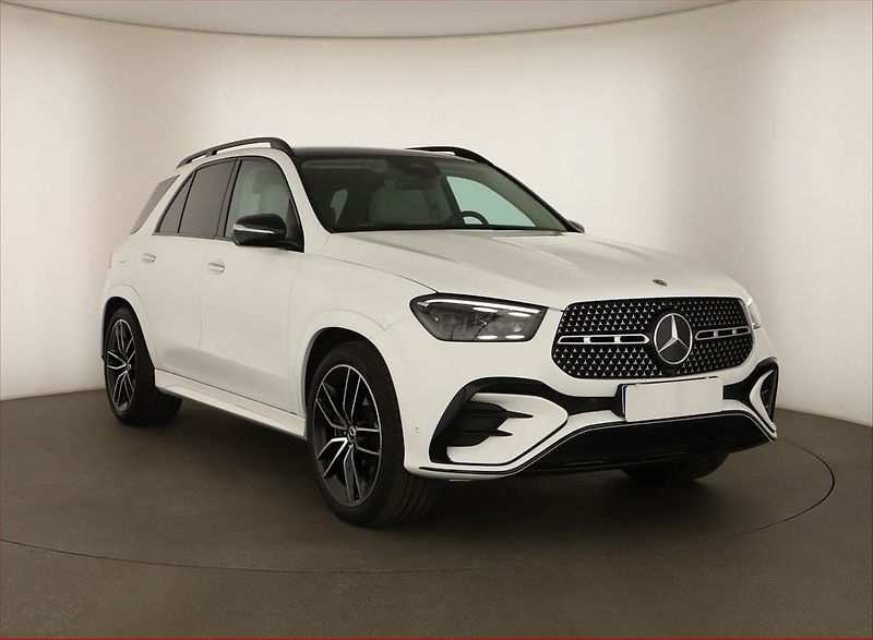 Mercedes-Benz GLE (2025) 450, AMG, Navigace - fotka 1 z 21