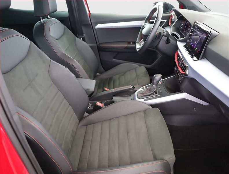 Seat Arona (2022) FR 1.5 TSI - fotka 7 z 21