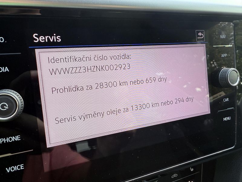 Volkswagen Arteon Shooting Brake (2022) R-LINE 4x4 DSG 1.majitel - fotka 38 z 42