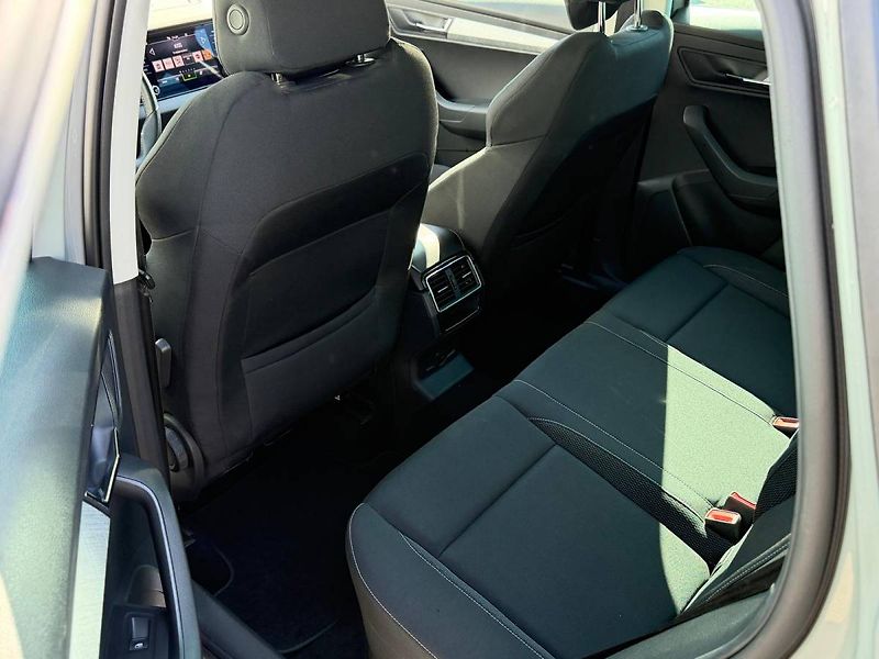 Škoda Karoq Ambition Plus 2,0 TDI 85 kW 7° - fotka 11 z 28