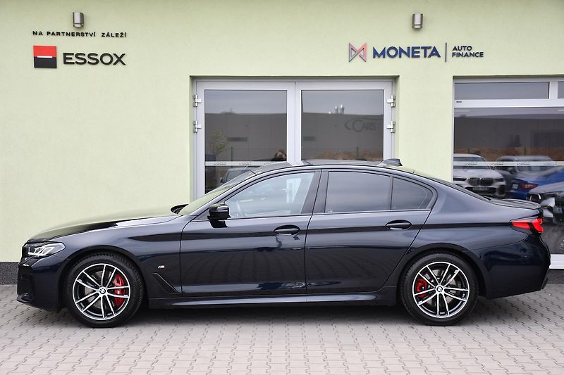 BMW Řada 5 520i M-SPORT 1M ČR REZERVACE - fotka 11 z 39