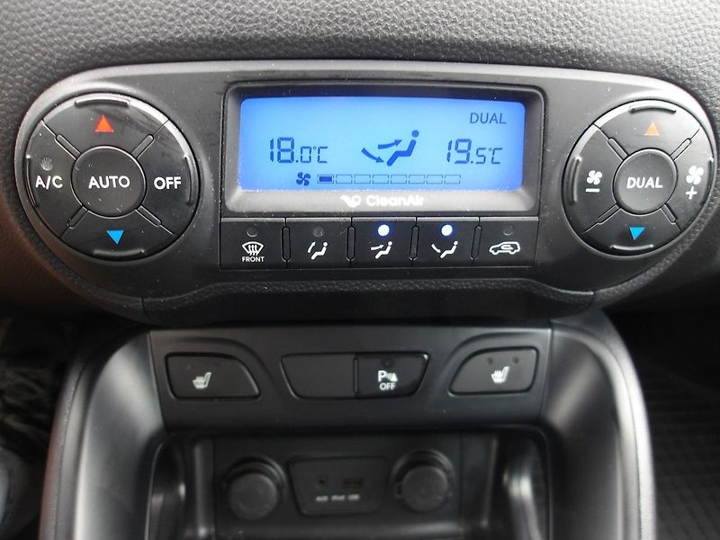 Hyundai ix35 2,0GDi 1.MAJ.! NAJ.94000 km !! - fotka 23 z 39