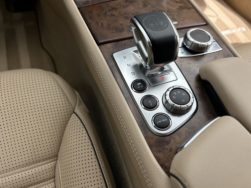 Mercedes-Benz SL 63 AMG Roadster - fotka 32 z 42