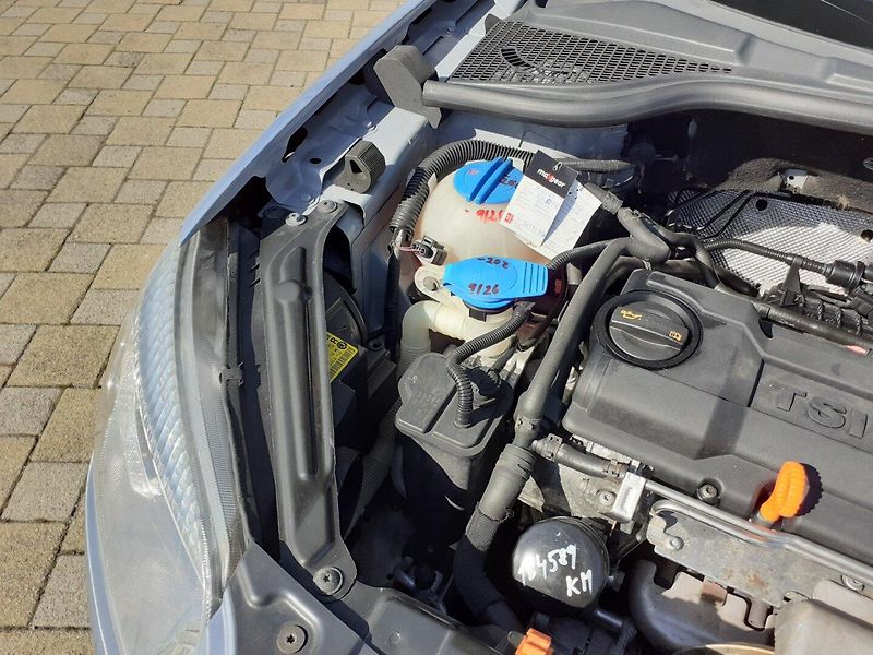 Škoda Yeti (2011) 1.4 TSI AMBIENTE - fotka 20 z 33