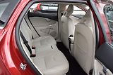 Volvo V40 (2016) 2.0i T2 90kw INSCRIPTION MANUÁ - náhled 39