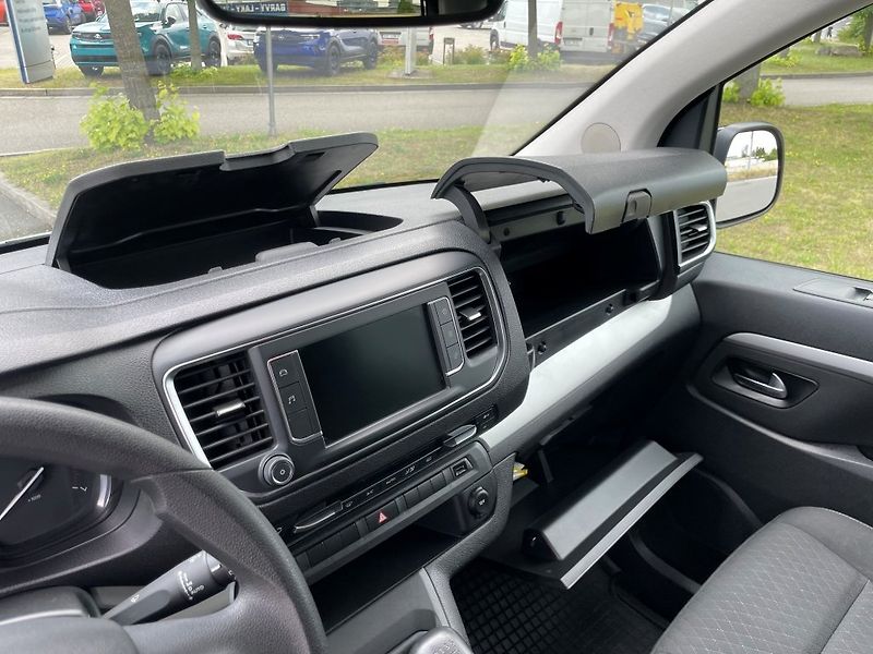 Opel Zafira Life 2,0 CDTi 106 kW, ČR, 1. m - fotka 39 z 42