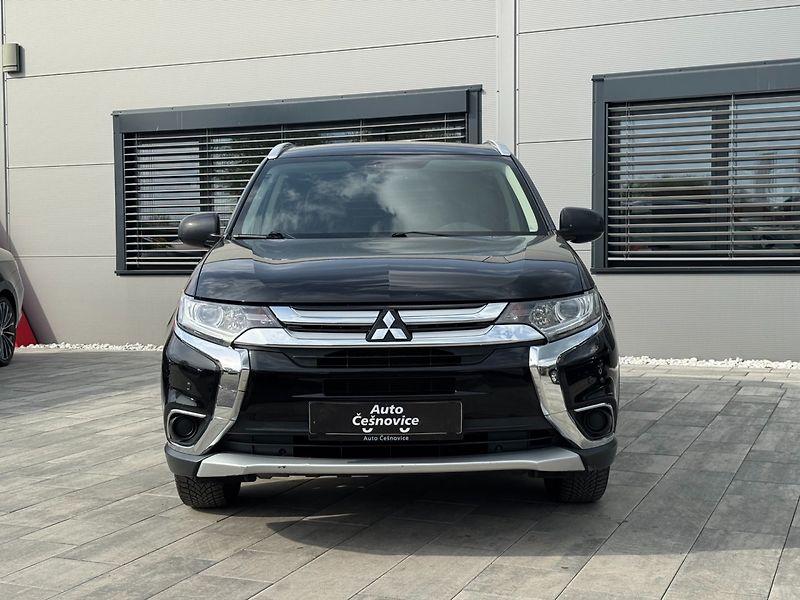 Mitsubishi Outlander (2017) Invite 2.0i MIVEC - fotka 2 z 27