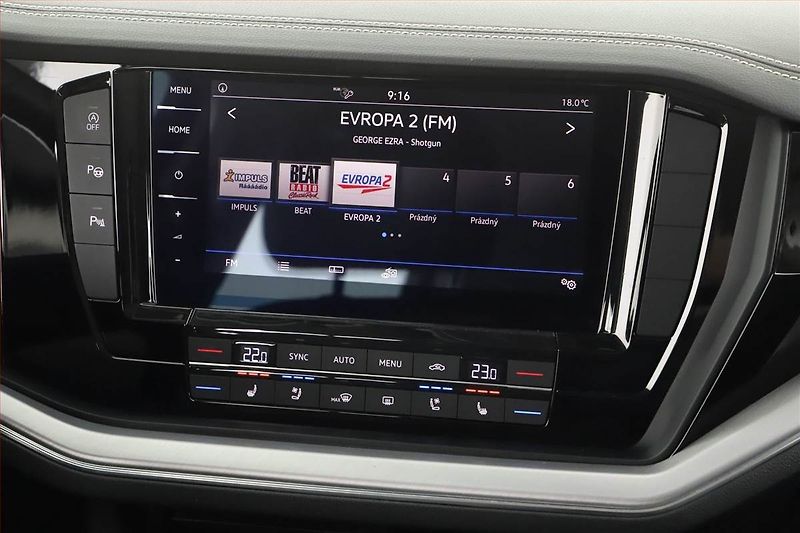 Volkswagen Touareg (2019) 3.0 TDI, NAVI,VZDUCH,CZ - fotka 18 z 30