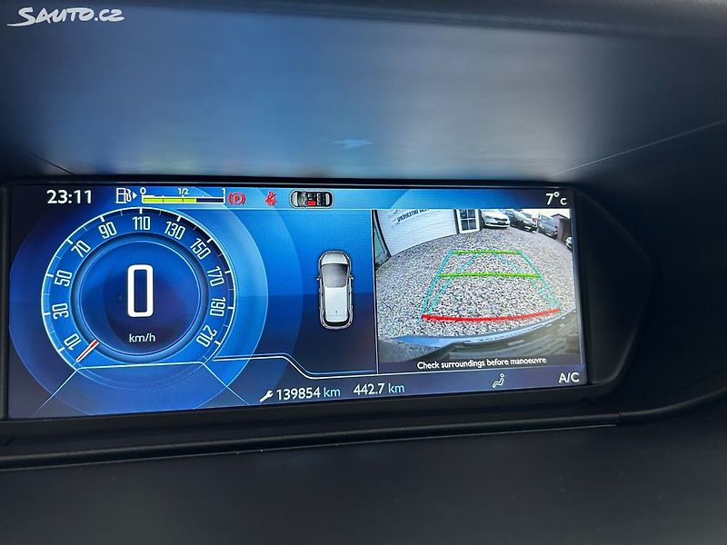 Citroën C4 Picasso (2015) 2.0 HDi 110KW!! PRAVIDELNÝ SER - fotka 23 z 30