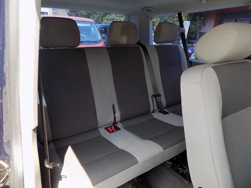 Volkswagen Caravelle 2,0 TDI 103 KW COMFORT NAVI - fotka 26 z 45