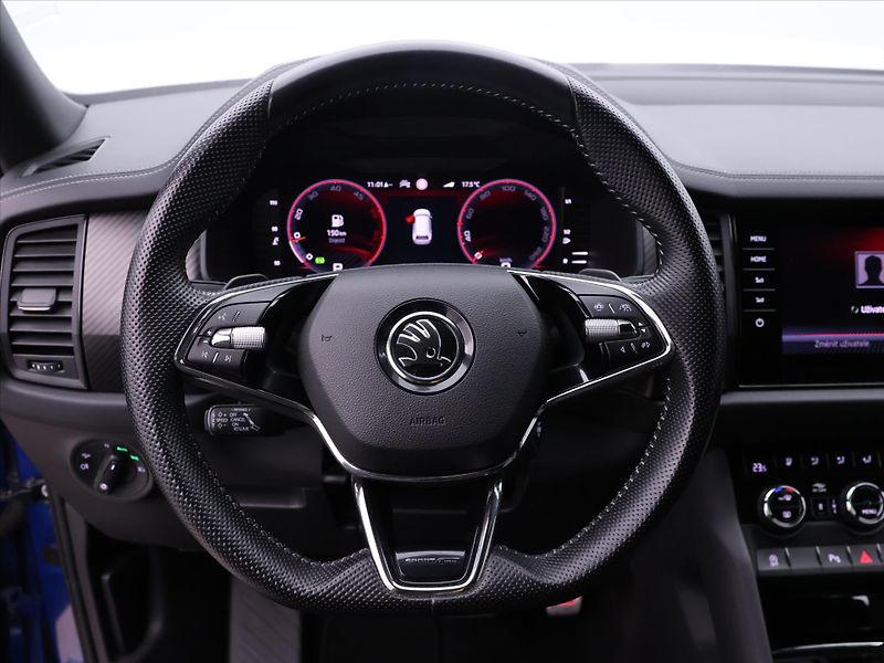 Škoda Kodiaq 2,0 TDI DSG 4x4 Sportline DPH - fotka 17 z 39