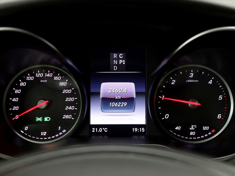 Mercedes-Benz Třídy V 2,0 300d 176kW CZ DPH 7-Míst 4 - fotka 20 z 43