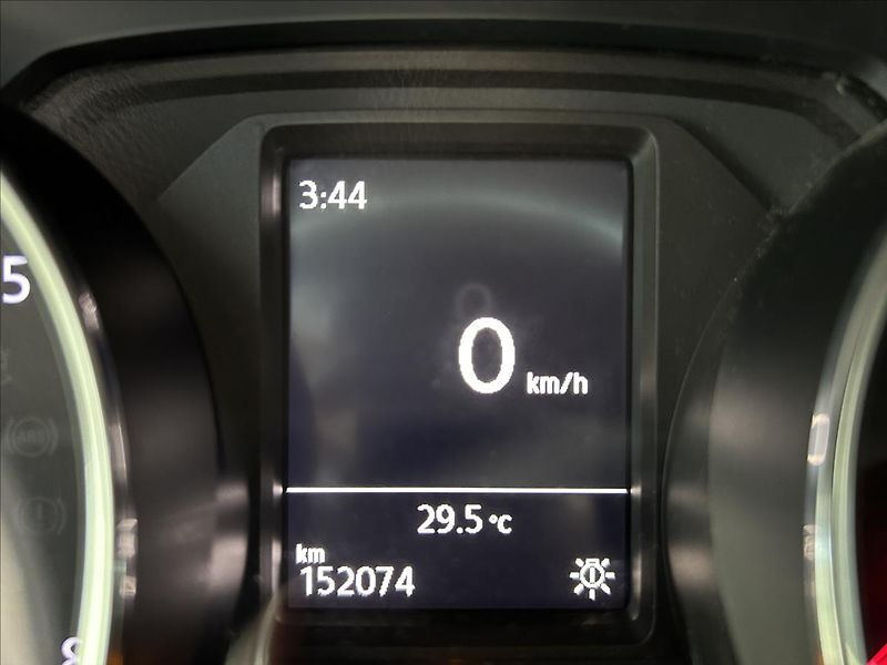 Volkswagen Polo 1,8   GTI,TSI 141kW,SERVISKA - fotka 15 z 26