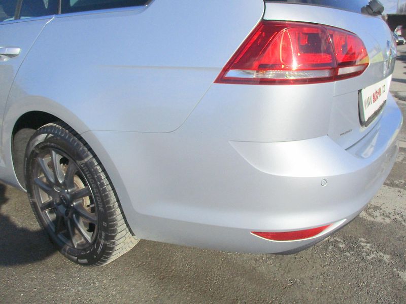 Volkswagen Golf 2.0TDi 110kW HIGHLINE L+Z PNEU - fotka 36 z 45